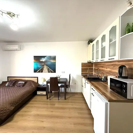 Rossa 5 Apartman