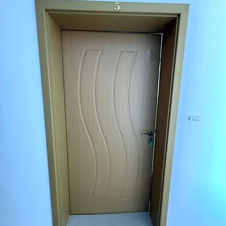 Rossa 5 Apartman